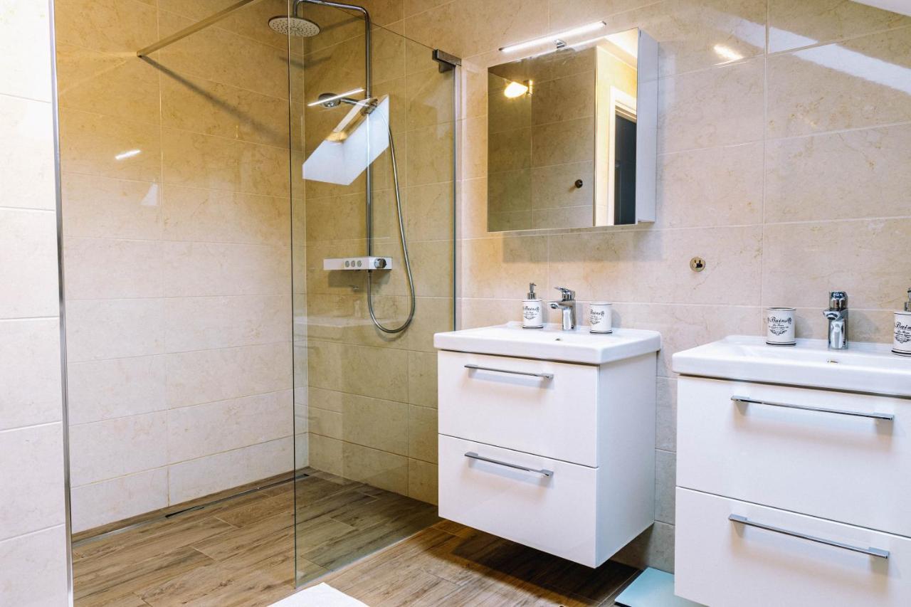 Gold Apartment Дубровник Екстер'єр фото